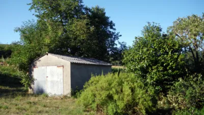 House on Meixome Street photo 42
