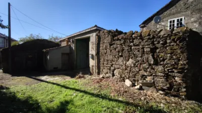 Rustic house on Outeiro Street photo 5