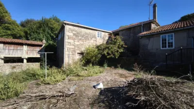 Rustic house on Outeiro Street photo 2