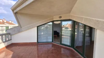 Attic in Avenida Xosé Cuíña photo 2