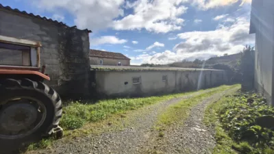 Rustic farm on Camposancos Street photo 8