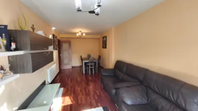 Flat on Calle Álvaro Cunqueiro photo 3
