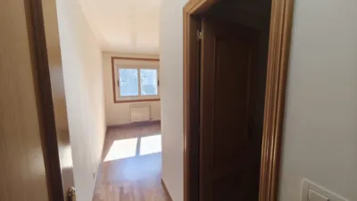 Piso en Lalín photo 9