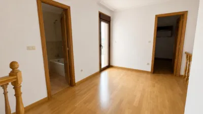 Semi-detached house on Calle Feas photo 19