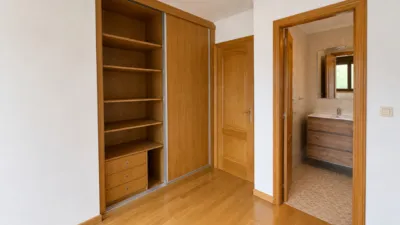 Semi-detached house on Calle Feas photo 14