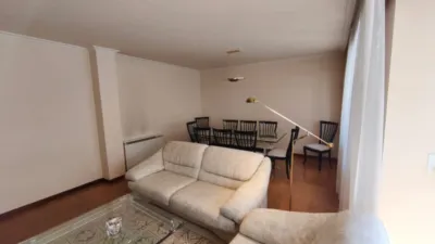 Flat on Calle Antonia Ferrín Moreiras photo 2