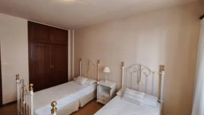Flat on Calle Antonia Ferrín Moreiras photo 10