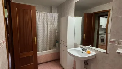 Piso en venta en Calle de Jacinto Camarero, Opañel (Distrito Carabanchel. Madrid Capital) de 310.000 €