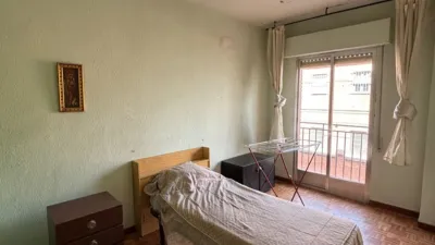 Piso en venta en Calle de Jacinto Camarero, Opañel (Distrito Carabanchel. Madrid Capital) de 310.000 €