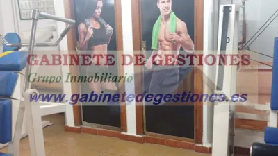 Local comercial en venta en Centro Albacete - Vista 2