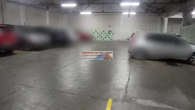 Local comercial en alquiler en Parque Sur-Universidad - Vista 3