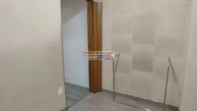 Local comercial en alquiler en Centro-Villacerrada-Pajarita - Más