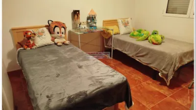 Chalet adosado en venta en Pozohondo - Más