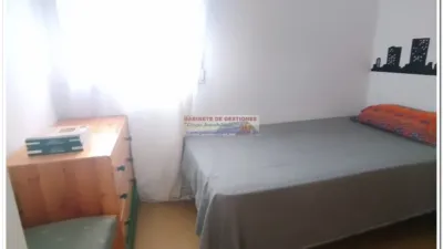 Habitación en alquiler en La Milagrosa-La Estrella-San Antón, La Milagrosa-La Estrella-San Antón (Albacete Capital) de 330 €<span>/mes</span>