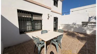 Chalet en venta en Playa Chipiona, Centro-Zona Playas (Chipiona) de 505.000 €