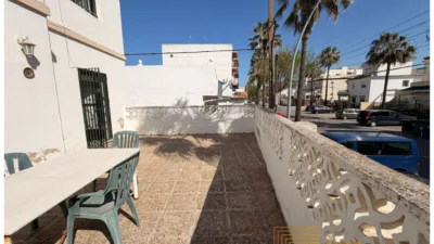 Chalet en venta en Playa Chipiona, Centro-Zona Playas (Chipiona) de 505.000 €