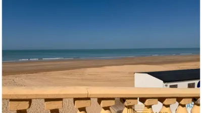 Chalet en venta en Playa Chipiona, Centro-Zona Playas (Chipiona) de 505.000 €