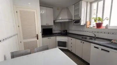 Piso en venta en Calle Tolosa Latour, Playa de Santa María del Mar-Bahía Blanca (Cádiz Capital) de 395.000 €