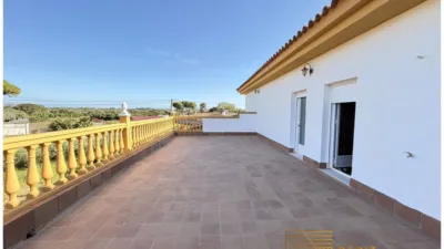 Chalet unifamiliar en venta en Veguetas - Chiclana de La Frontera, Mogarizas-Las Rapazes (Chiclana de la Frontera) de 850.000 €