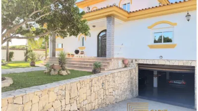 Chalet unifamiliar en venta en Veguetas - Chiclana de La Frontera, Mogarizas-Las Rapazes (Chiclana de la Frontera) de 850.000 €