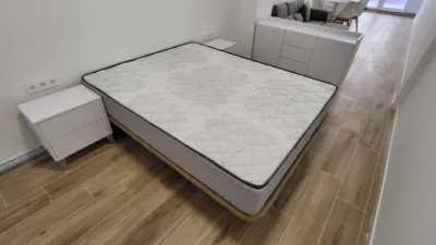 Piso en venta en Calle de Alcañiz, Torrefiel (Distrito Rascanya. València Capital) de 85.000 €