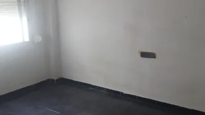 Piso en venta en Calle del Padre Viñas, cerca de Carrer de Sant Joan de la Penya, Orriols (Distrito Rascanya. València Capital) de 129.000 €