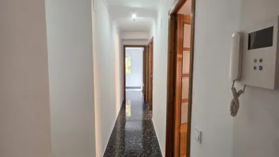 Piso en alquiler en Plaça de Santiago Suárez 'Santi' - Imagen 4