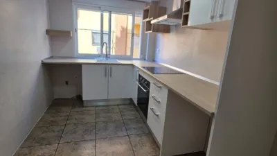 Piso en alquiler en Plaça de Santiago Suárez 'Santi' - Imagen 2