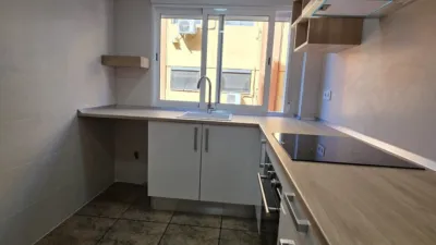 Piso en alquiler en Plaça de Santiago Suárez 'Santi' - Imagen 3