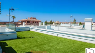 Chalet unifamiliar en venta en Urbanización Nueva, Los Alcázares de 420.000 €