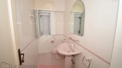 Chalet en venta en Avenida Gran Vía de La Manga Km 8, Poligono T, Número 49, Km 6-Km 8 (La Manga del Mar Menor) de 749.000 €