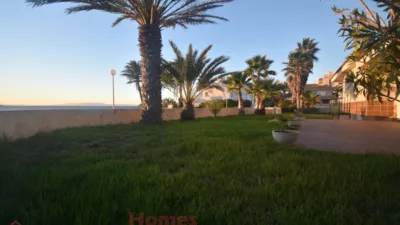 Chalet en venta en Avenida Gran Vía de La Manga Km 8, Poligono T, Número 49, Km 6-Km 8 (La Manga del Mar Menor) de 749.000 €