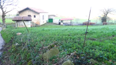 Finca rústica en venta en Calle Moradillos, Número 1, El Arenal de Penagos (Penagos) de 244.000 €
