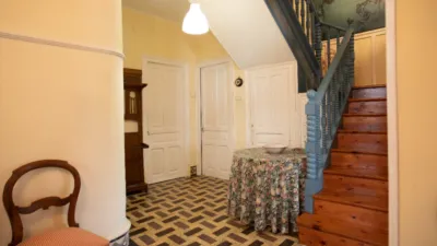 Semi-detached house on Paseo de Menéndez Pelayo photo 6