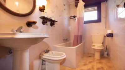 Detached Family Home on Avenida de San Juan de la Canal photo 15