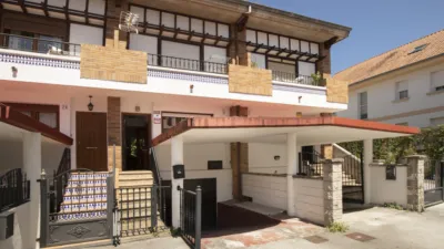 Semi-detached house on Pedro Velarde Street photo 17