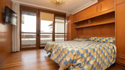 Apartment on Avenida Carrero Blanco photo 17