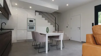 Chalet adosado en venta en Punta Prima-Ciñuelica-Alameda del Mar, Punta Prima-Ciñuelica-Alameda del Mar (Distrito Orihuela Costa. Orihuela) de 328.000 €