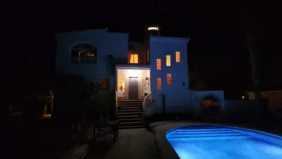 Chalet en venta en Núcleo, Núcleo (Pilar de la Horadada) de 699.000 €