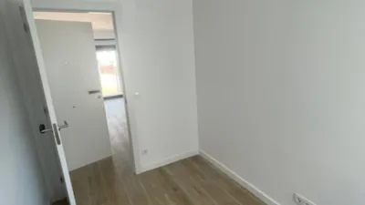 Apartment at Carrer del Doctor Fleming, 7 photo 3