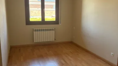 Chalet unifamiliar en venta en Calle de Federico García Lorca, Orkoien de 410.000 €