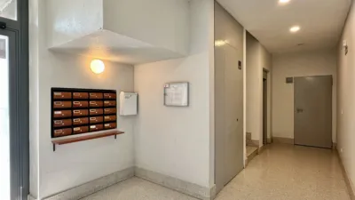Flat on Calle Santa Vicenta María photo 37