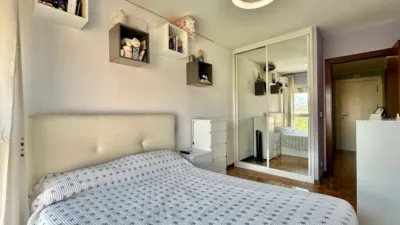 Flat on Calle Santa Vicenta María photo 20