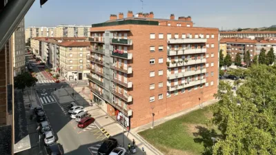 Flat on Calle Santa Vicenta María photo 21