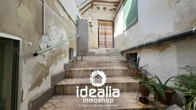 Terraced house on Calle de Morata photo 17