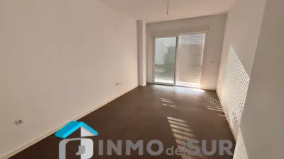 Dúplex en venta en Calle de Doña Leonor, Cabra de 192.000 €