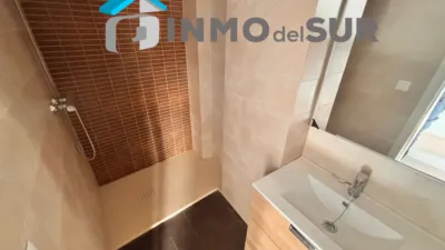 Dúplex en venta en Calle de Doña Leonor, Cabra de 192.000 €