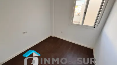 Dúplex en venta en Calle de Doña Leonor, Cabra de 192.000 €