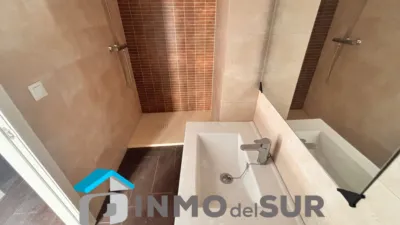 Dúplex en venta en Calle de Doña Leonor, Cabra de 192.000 €