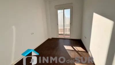 Dúplex en venta en Calle de Doña Leonor, Cabra de 192.000 €